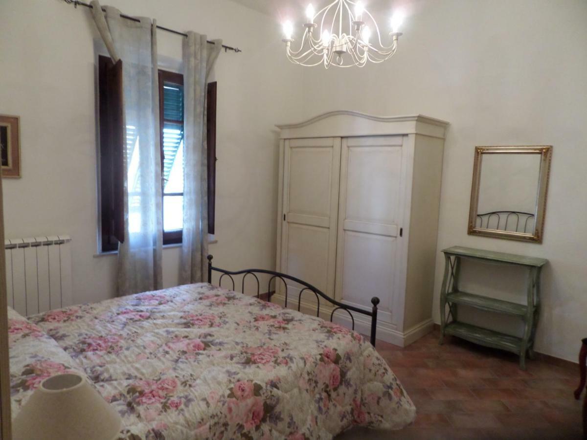 La Terrazza Apartment Палая Екстериор снимка